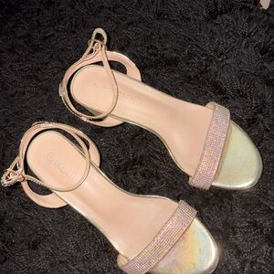 Delicacy Kids' Gold Iridescent Dress Shoes